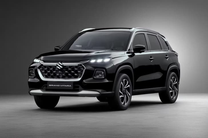 Maruti Suzuki Grand Vitara Color Midnight Black